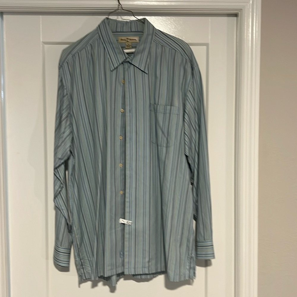 Tommy Bahama button down shirt sizeXL